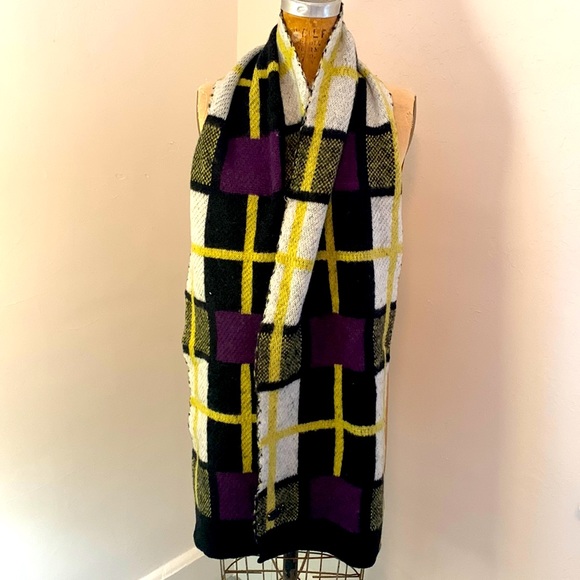 Brushed soft faux mohair plaid knit scarf in of black, ivory, plum, chartreuse. - Picture 2 of 7